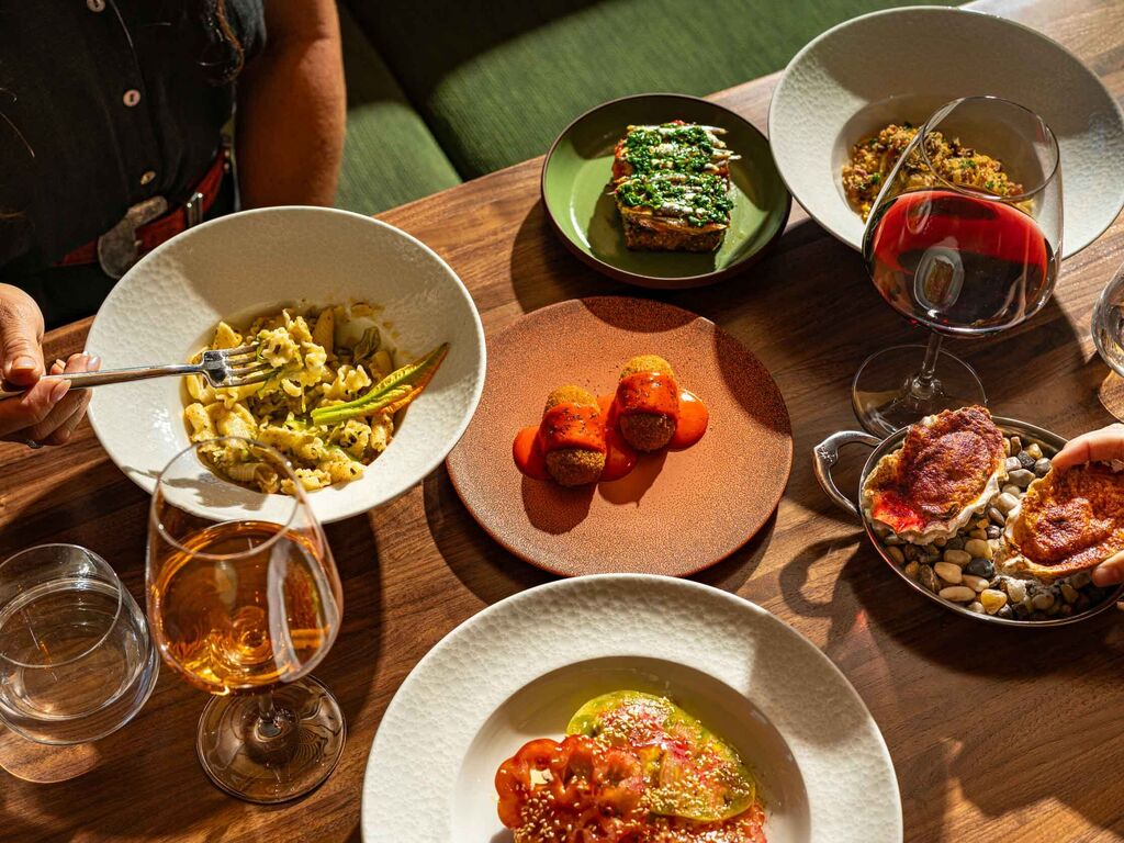Food Connects Us