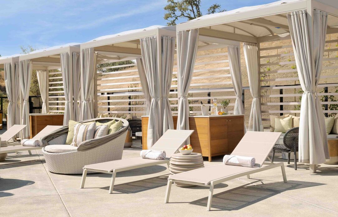 hotel pools sonoma county