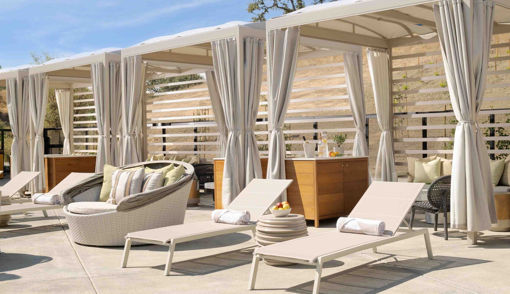 hotel pools sonoma county