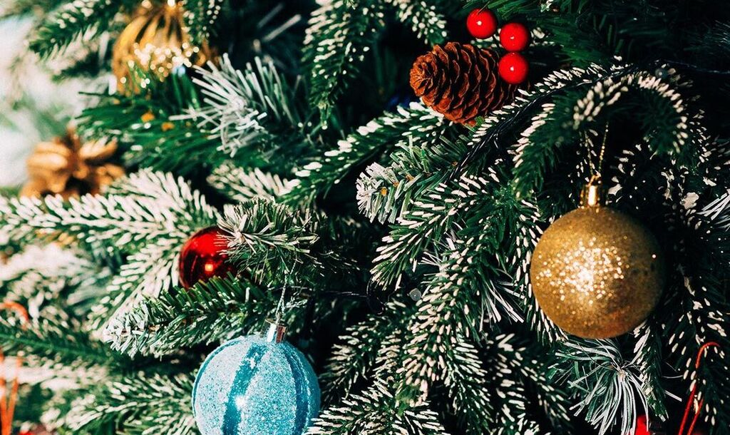 holiday tree lighting healdsburg